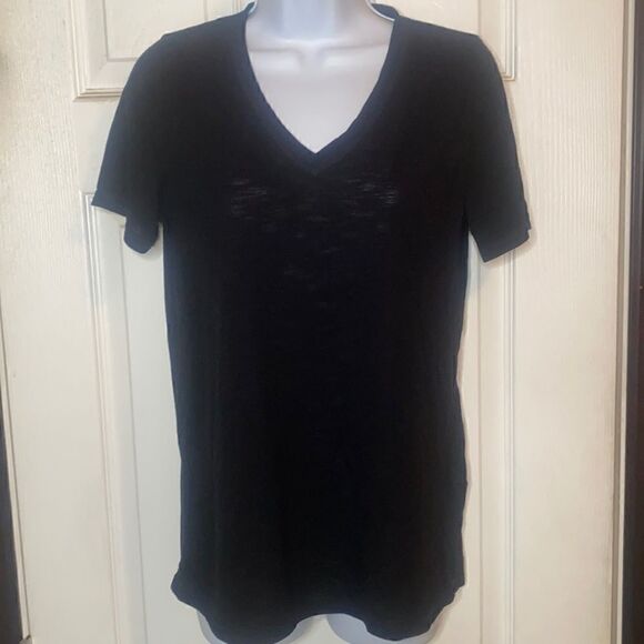 Black V-neck Tee - Picture 1 of 2